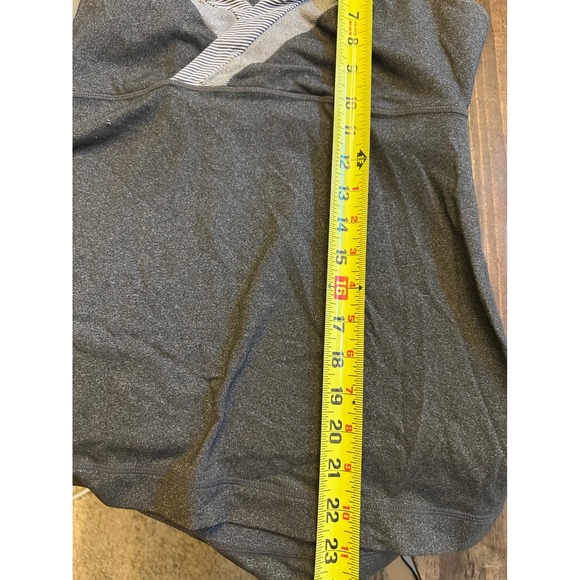 Vintage Lululemon Deep Breath Gray Tank 8 - Picture 5 of 7